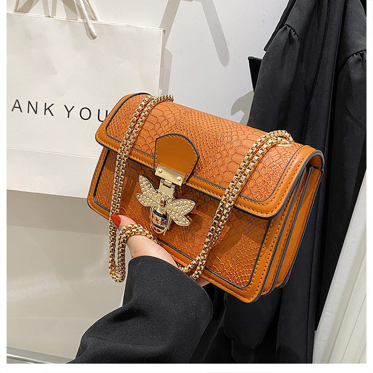 Stylish Chain Shoulder Trendy Retro Messenger Bag - Purse-sway-ion.com