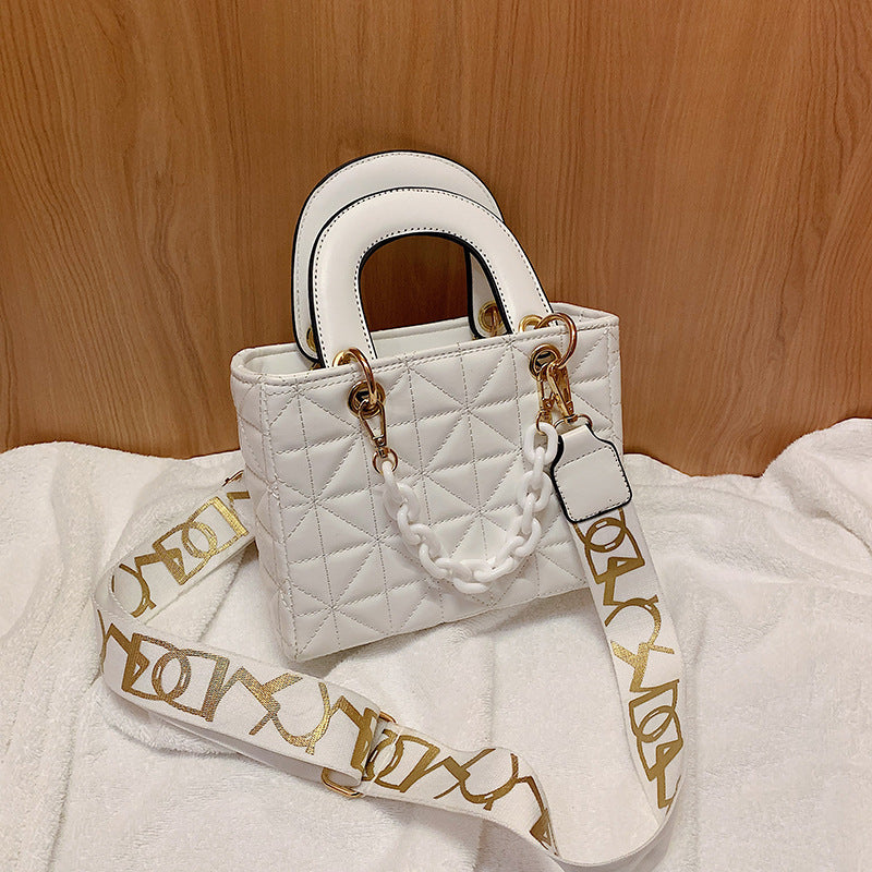 Chain to me 2 C.B - Purse-sway-ion.com