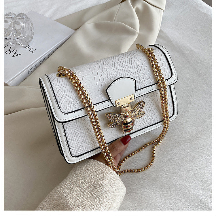 Stylish Chain Shoulder Trendy Retro Messenger Bag - Purse-sway-ion.com