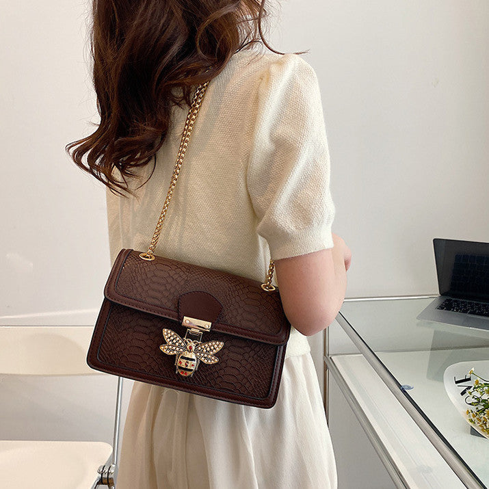 Stylish Chain Shoulder Trendy Retro Messenger Bag - Purse-sway-ion.com