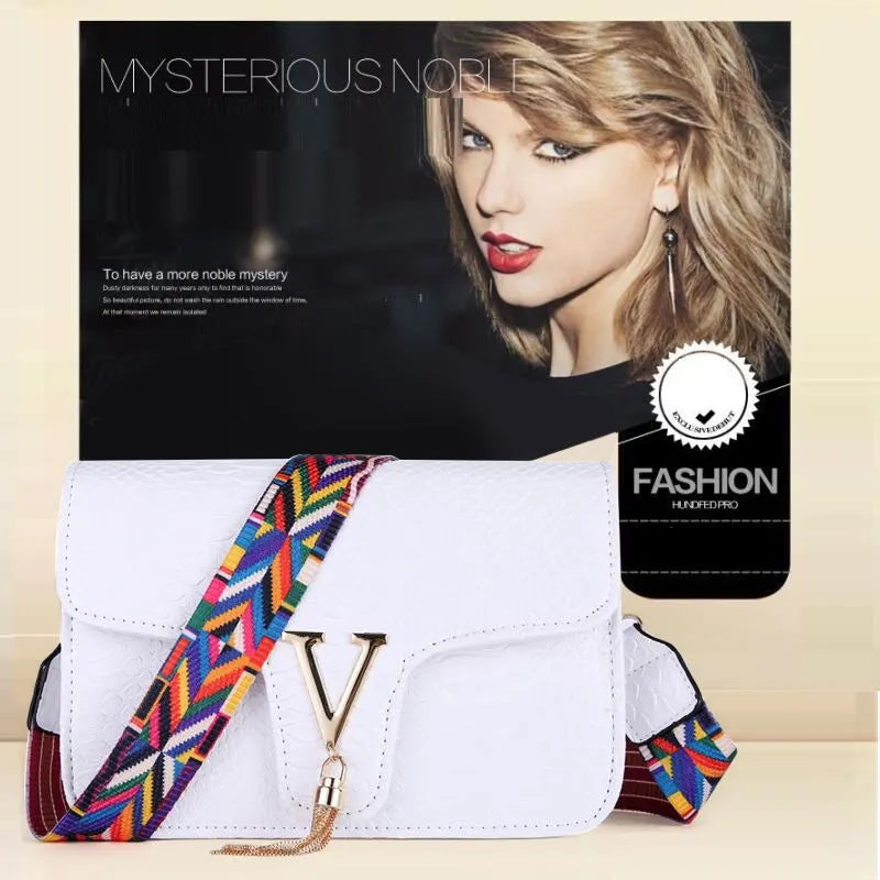 C.B. chain to me bag - Purse-sway-ion.com