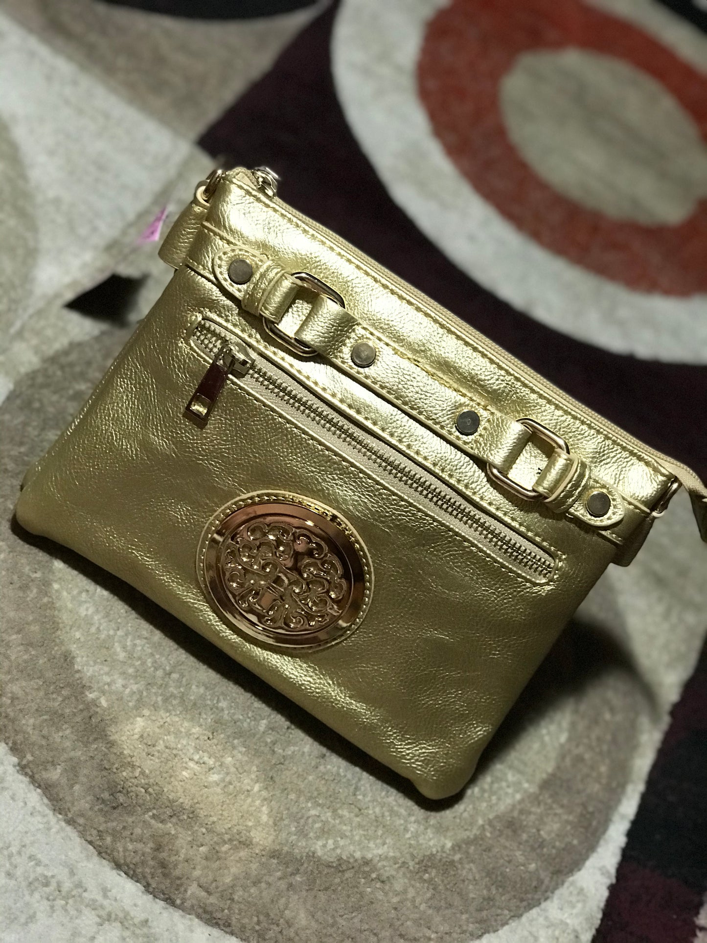 Classy City C.B. - Purse-sway-ion.com