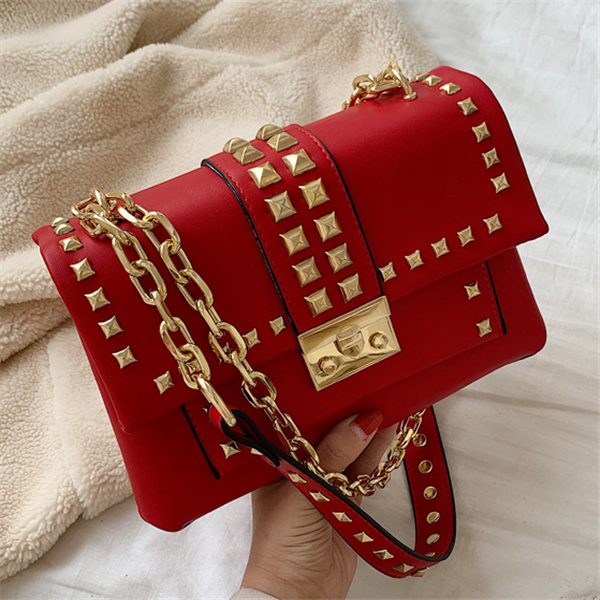 Chain stud shoulder bag - Purse-sway-ion.com